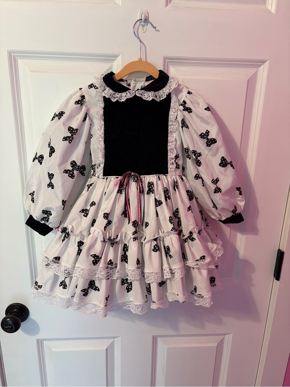 Classic Black & White Bow-Print Girls' Vintage Martha's Miniatures Dress